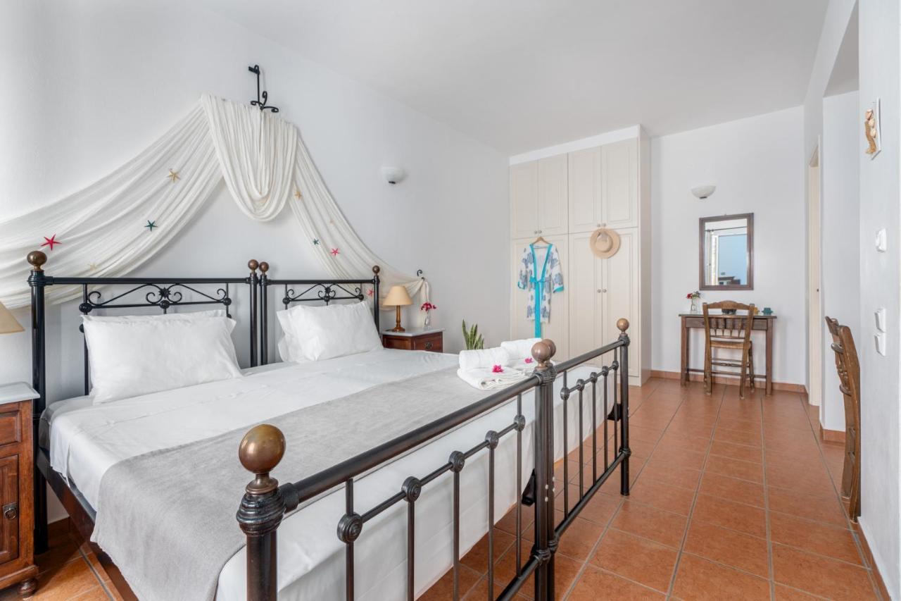 Reggina'S Apartments Finikas  Ngoại thất bức ảnh