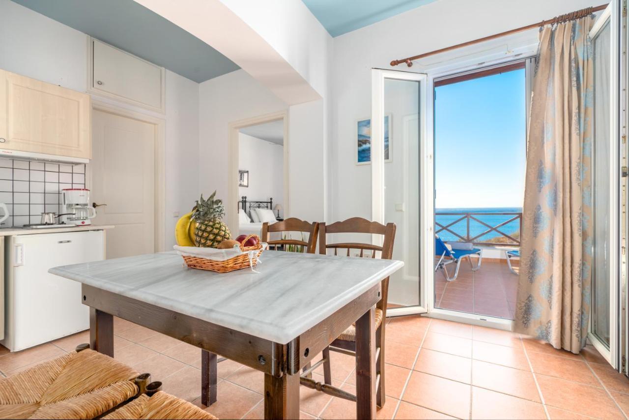Reggina'S Apartments Finikas  Ngoại thất bức ảnh