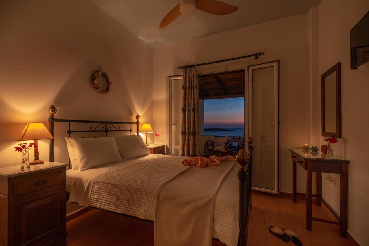 Reggina'S Apartments Finikas  Ngoại thất bức ảnh